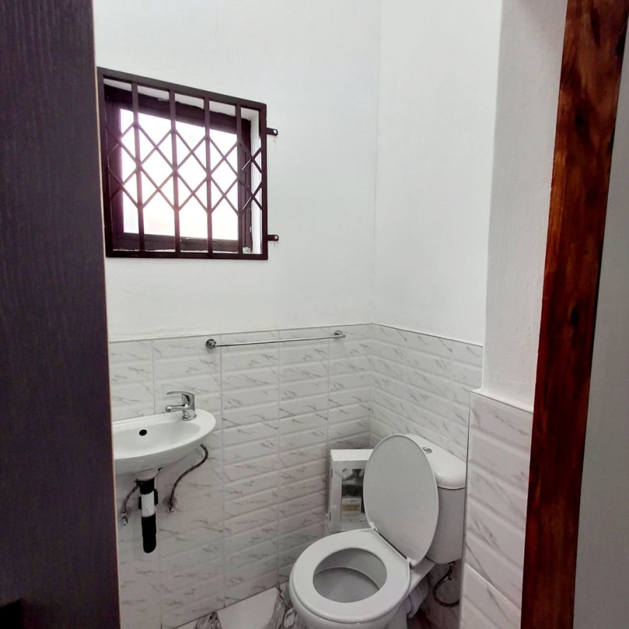 To Let Commercial Property for Rent in King Williams Town Central Eastern Cape